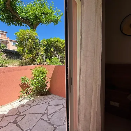 Oasis Mediterraneen *